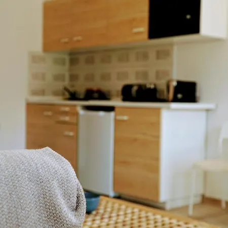 Marina Pedi شقة *